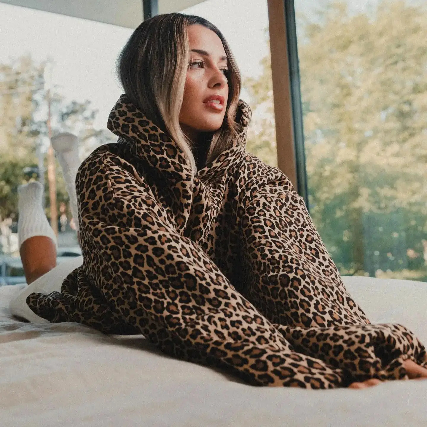 Y2K Hoodie vintage Leopard print Pattern Harajuku Oversized hoodie Hip Hop Gothic Fashion Men women Casual Sweatshirt Top 250218