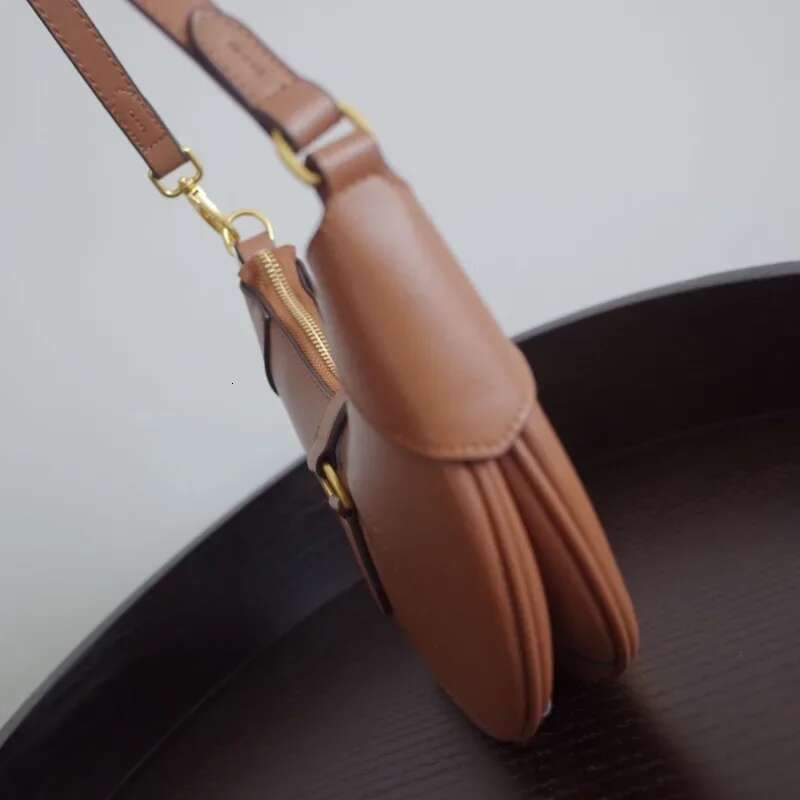 Cow Shoulder Bags Women 2024 Korean Fashion Genuine Leather Underarm Bag High Quality Handbag Bolsas 250607