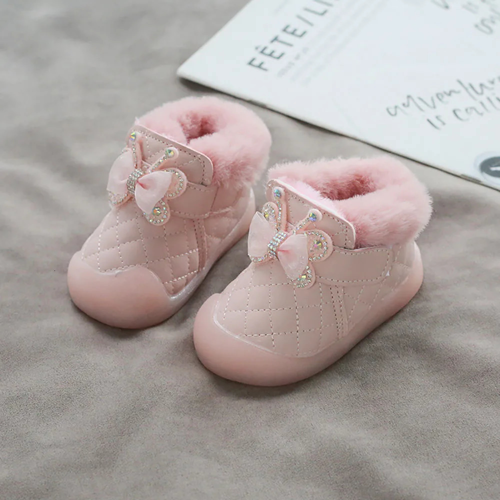 Winter Plush Toddler Shoes For Baby Girls Rhinestone Butterfly Princess First Step Footwear Thick Warm Cotton Shoes For Infant 250219