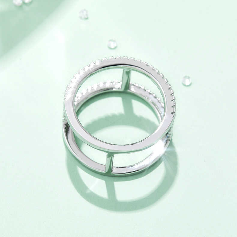 Luster Elegant Modern Style 925 Sterling Silver H-shaped Row Design Paving Moissanite Ring Band for Women