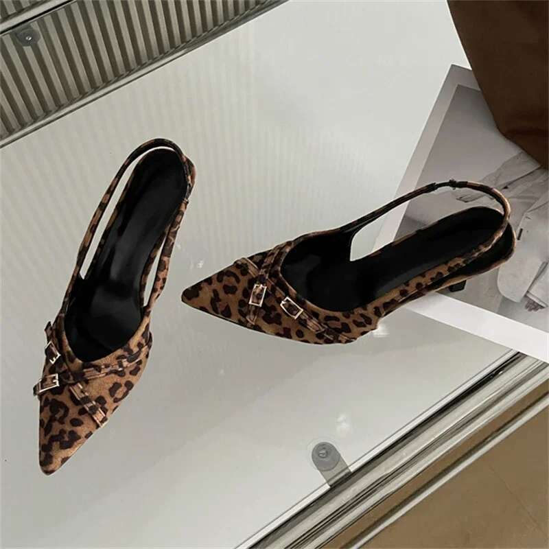 Street Style Leopard Print Buckle Woman Pumps Pointed Toe Sgbacks Shoes Sexy Low Heels Party Dress Sandals