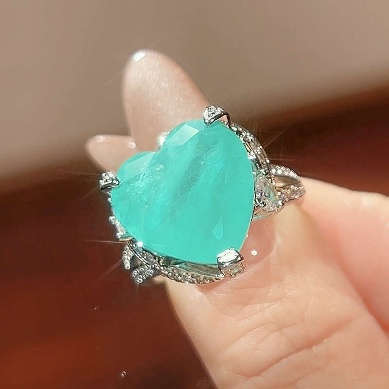New jewelry set, heart-shaped ring necklace, grandmother green, niche, high-end, adjustable for women