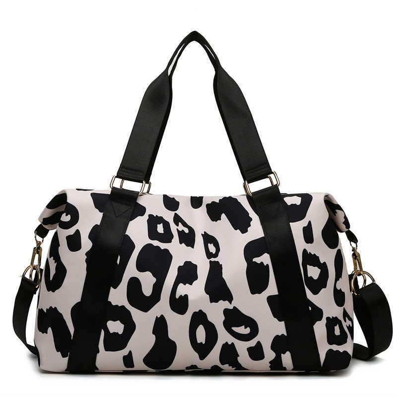 Fitness bag, large capacity, cow pattern, fashionable and trendy storage luggage bag, women's short distance outdoor travel bag, business travel 