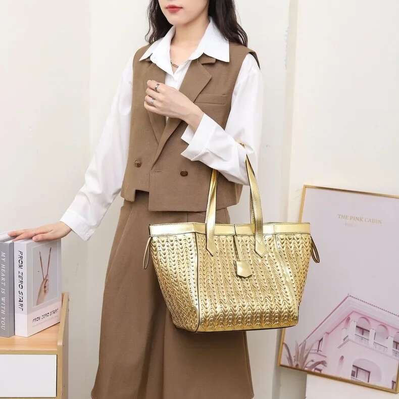 Fashionable Handmade Large Capacity Basket Women's 2025 New Export Underarm Single Shoulder Handbag Crossbody Bag