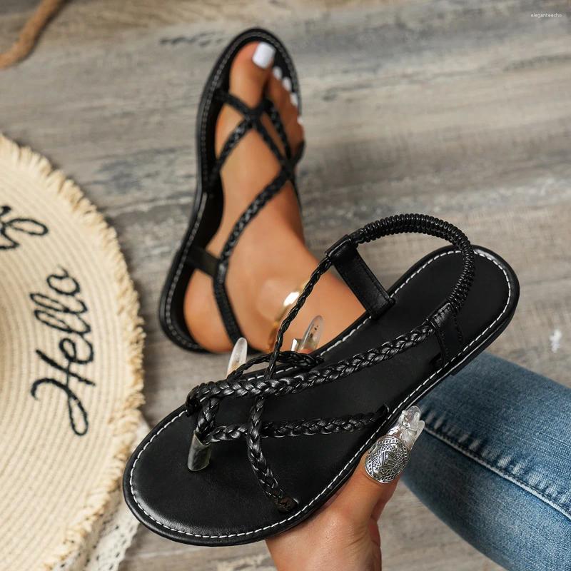 2025 S Fashion Designer Sandals Women Beach Woven Hollow Flats Casual Clip Toe Summer Walking Atos Dress Femme Slides