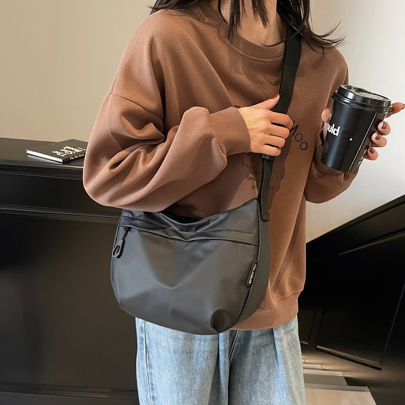 2025 new for women, large capacity Oxford cloth versatile shoulder crossbody dumpling bag, casual commuting student bag #swissmilitary