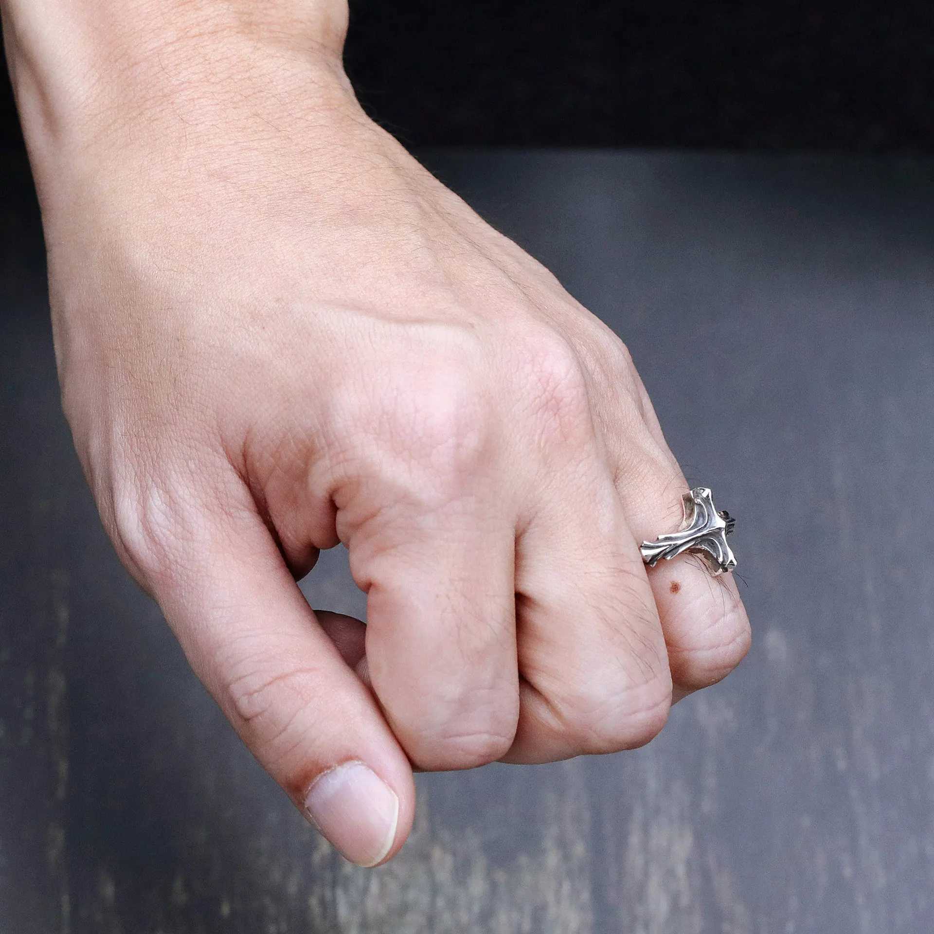 Retro Rib Cross Ring For Men Silver Color Punk Gothic Adjustable Ring Handmade Jewelry Rock Hiphop Biker Accessories Man GiftXJ250219
