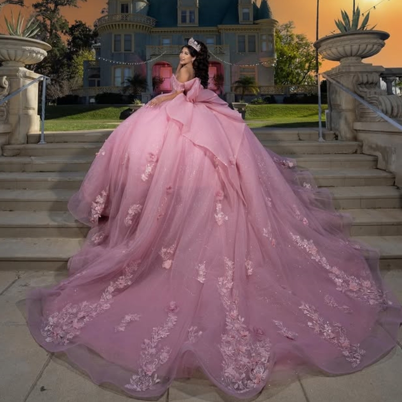 Pink Shiny Quinceanera Dresses Ball Gown Off Shoulder Appliques Lace Flower Beading Crystal Tull Sweet 16 Dress Vestidos 15 de anos