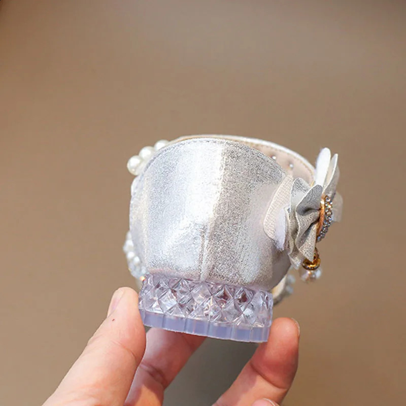 Gorgeous Rhinestone Horseshoe Heel Girls Sandals Wedding Party Beading High Heels Shoes for Kids Girls Princess Shoes H05195 250219