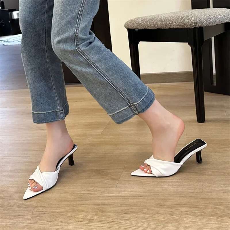 Fashion Design Pleated Pointed Toe Women Slippers Elegant Thin Low Heels Summer Female Slide Shoes
