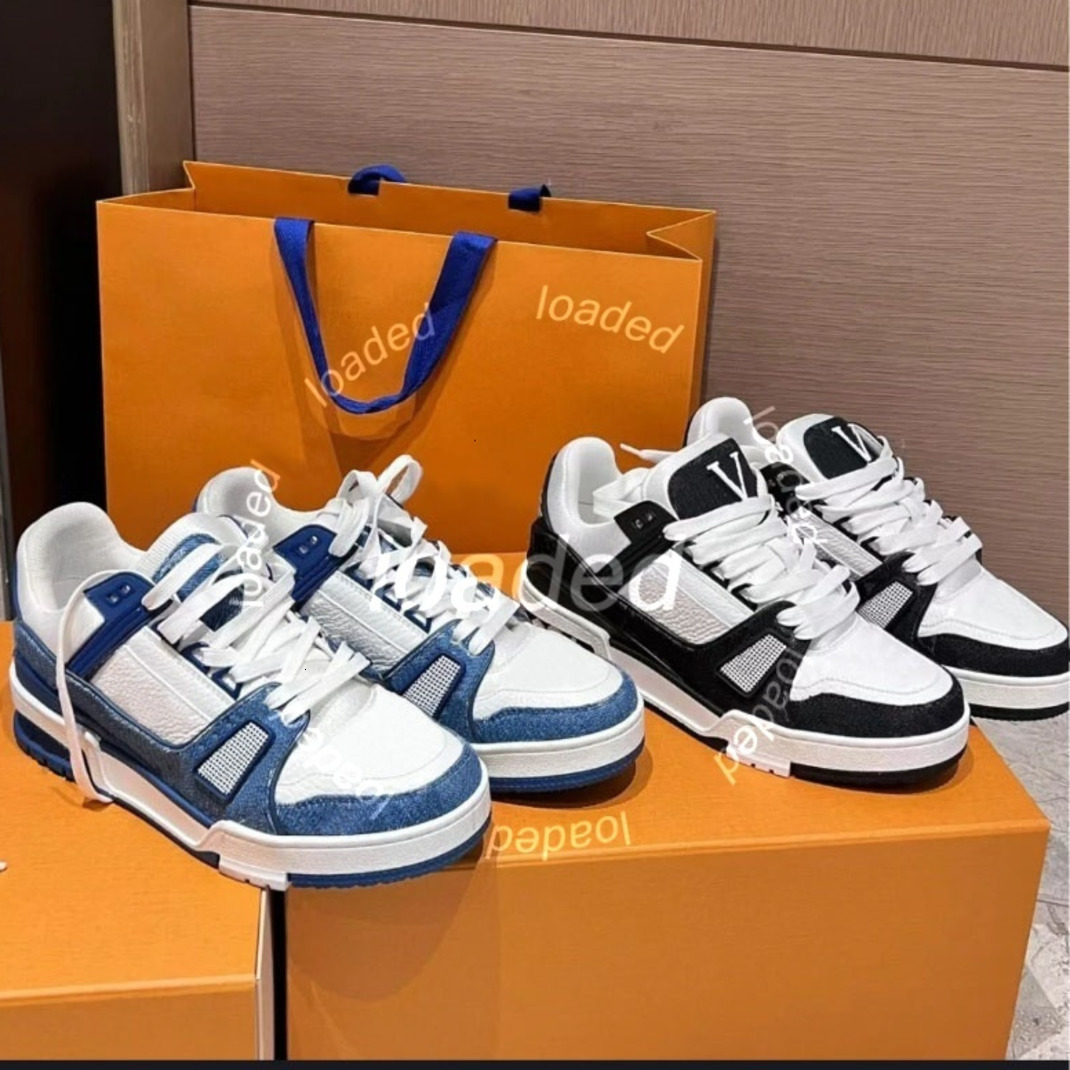 Designer shoes Leather Embossed Sneaker lace-up Dress shoes white black sky blue green denim pink red shoes womens mens casual sneakers 36-45