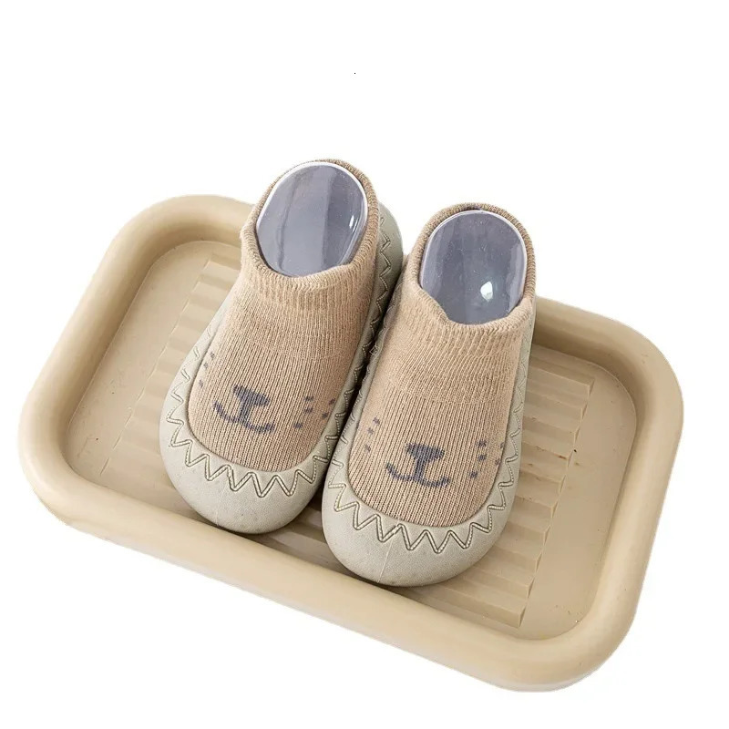 Baby Socks Shoes Infant Cute Cartoon Kids Boy Shoes Soft Rubber Sole Child Floor Sneaker BeBe Booties Toddler Girls First Walker 250219