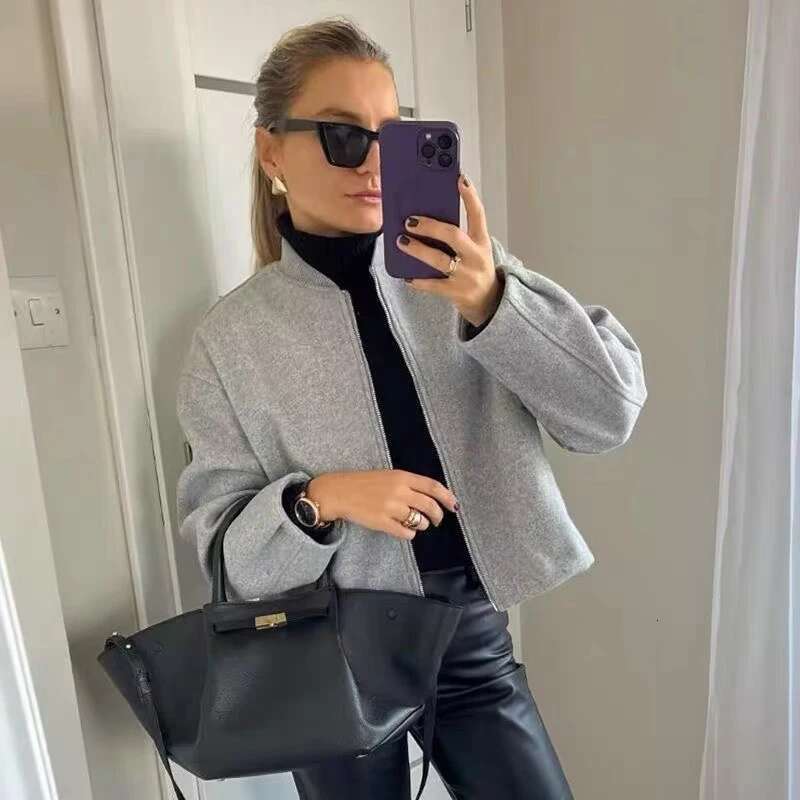 2024 New Wing Simple One Shoulder Hand-Held Tote Versatile Large Capacity Women's Bag