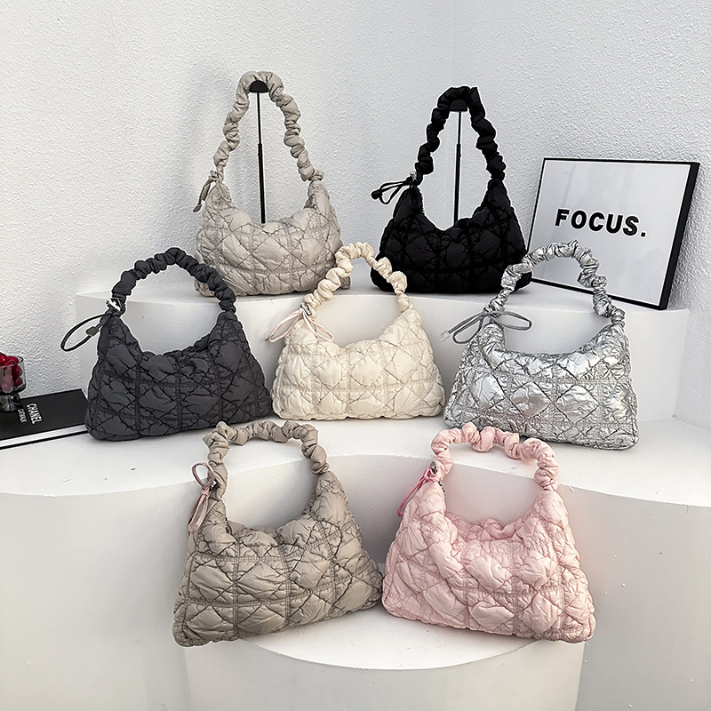 New Korean version CAHMLO pleated 2025 Thai fashion niche cloud casual versatile shoulder bag #swissmilitary