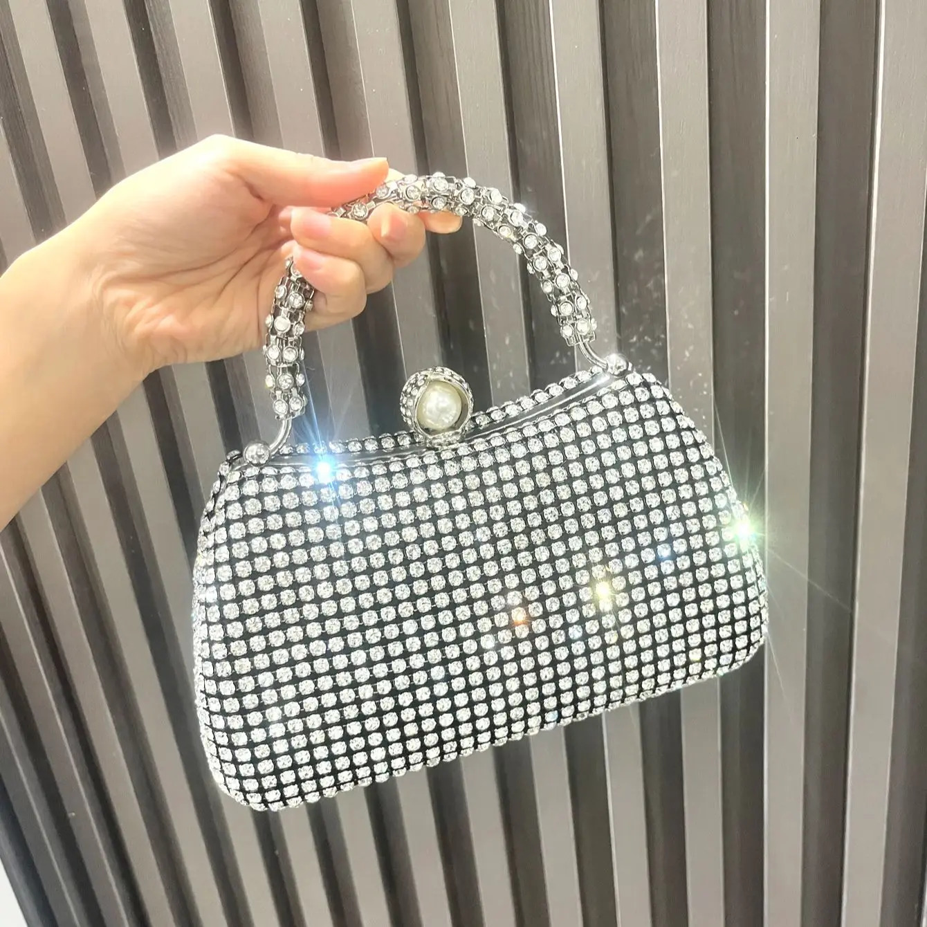 handmade Rhinestones Evening clutch Bag Purses and handbag y ner shiny Crystal Clutch purse bucket bag shoulder bags 250218