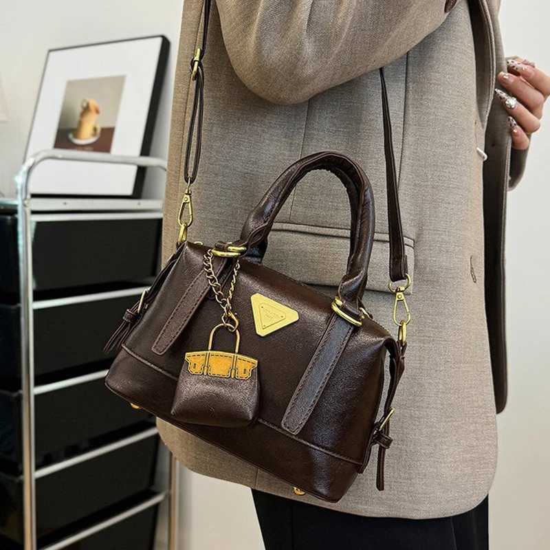 Trendy Street Korea Designer Bowling Box Handbag For Women Boston Retro Texture Leather Bag Female Shoulder Bag Y250218