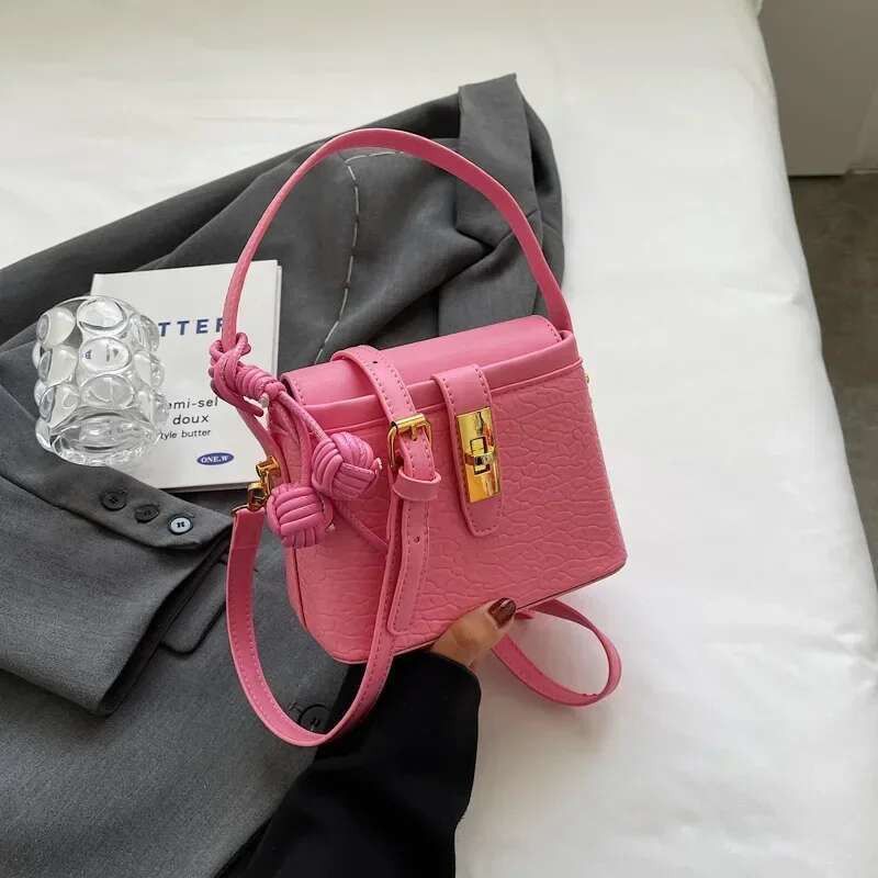Fashionable And Casual New Leather Minimalist Japanese And Korean Style Single Shoulder Women's Single Shoulder Crossbody Bag