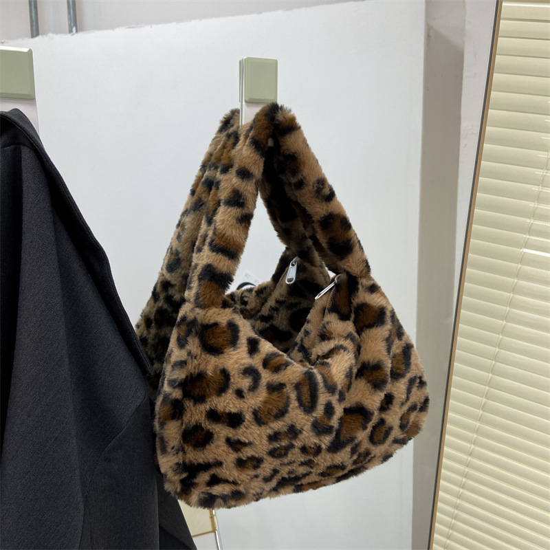 2025 Autumn/Winter New Korean Edition Fashion Plush Tote Women's Single Cross Shoulder Underarm Bag #swissmilitary