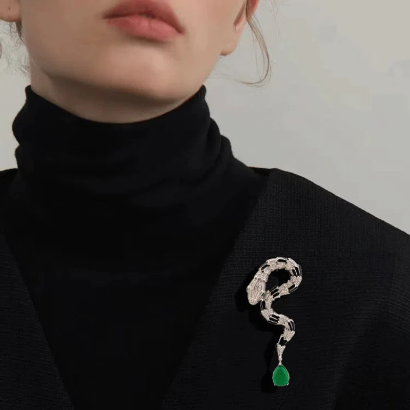 Vintage Animal Brooches Gorgeous Snake Brooch with Natural Agate for Women Men Jewelry Gift 250220