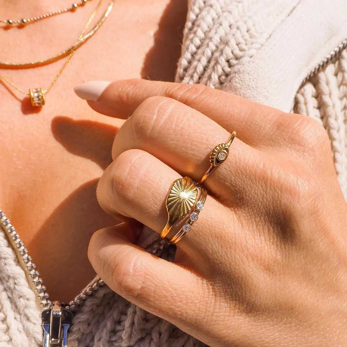 Uworld Fashion Stainless Steel Agate Stone Fixed On A Deep 18K PVD Plated Ring Tarnish/Water Resistant Jewelry Accessories 2024 X250220