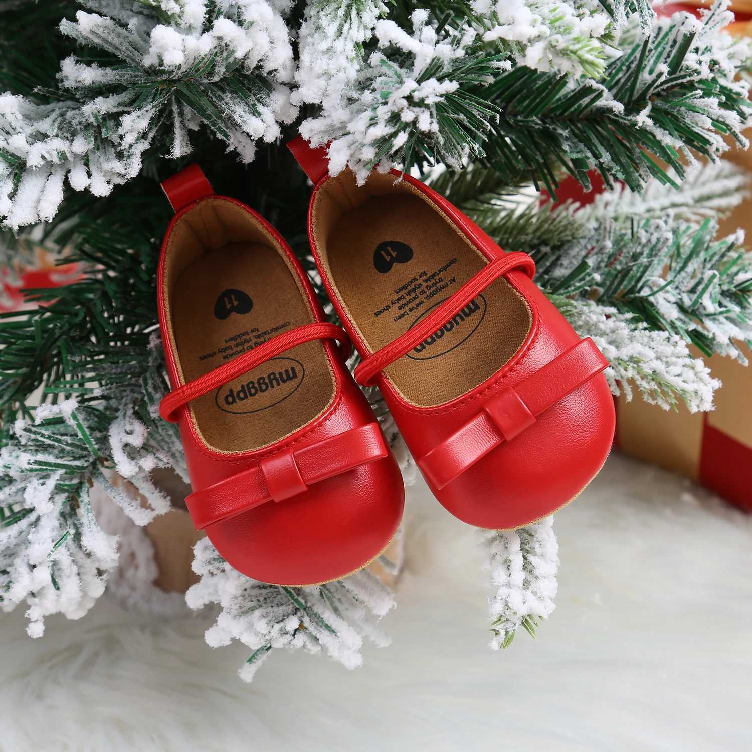 Christmas Baby Girl Mary Jane Apartment with Bow Flower Princess Wedding Shoes Soft Newborns Baby Bed First Step Pedestrian Front X250220