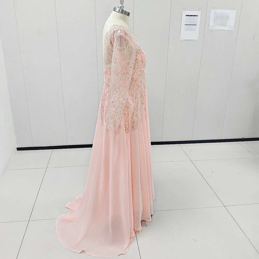 Customized Women's Evening Dresses Chic Long Sleeve V-Neck Or Length Gowns Special Ocn Lace Appliques Prom Dress 2025