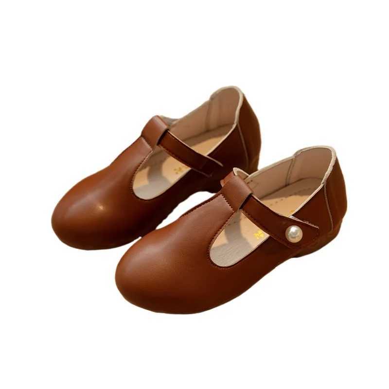 Kids Princess Shoes Solid Color Versatile Girls Leather Shoes T-strap 2024 New Children Flats Shoes Fashion Temperament X250220