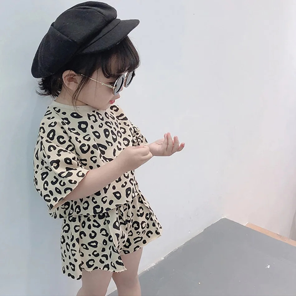 Baby Outfit Kids Summer Korean Tops and Bottoms Children 2 Pcs Suit Girls Casual Clothing Set Leopard Short T Shirt Shorts 250219
