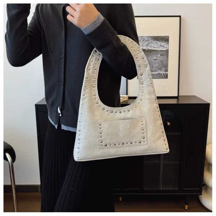Vintage Women Shoulder Bags Punk Style Lady Handbags Luxury Pu Leather Underarm Bag Small Tote Female Purses 2025 Y250218