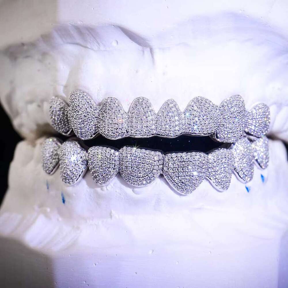 Custom 10k 14K Gold Iced Out VVS Moissanite Grillz Dia for Dentures False Teeth