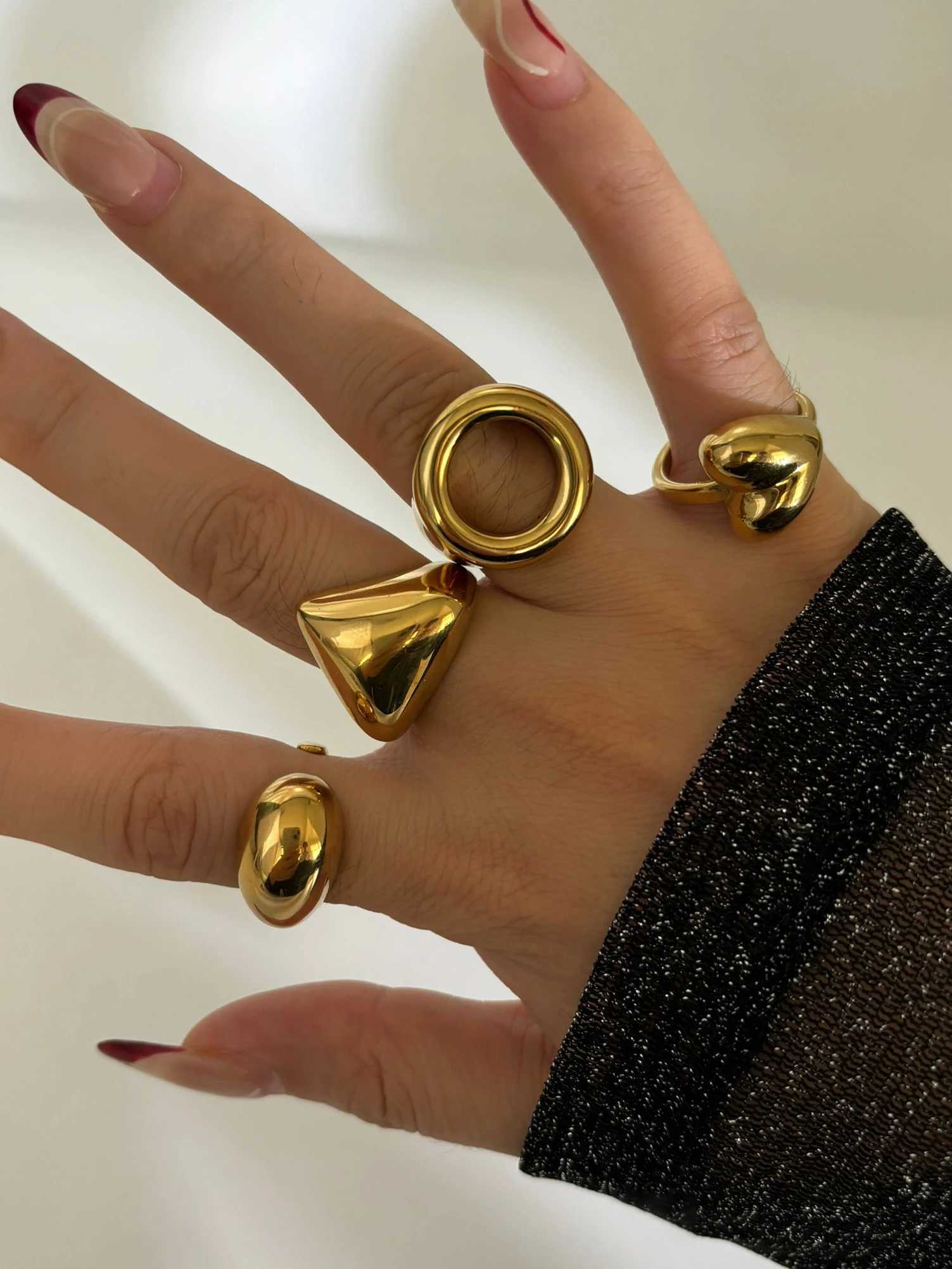 Perisbox high polished stainless steel gold and silver PVD galvanized hollow circular ring used for punk statement jewelry X250220