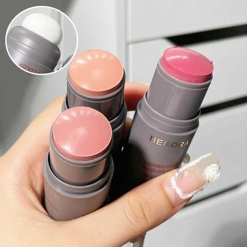 Tri-color B Stick Waterproof Strong coverage B Facial Brightening Profile Suitable for all skin tonesW250220