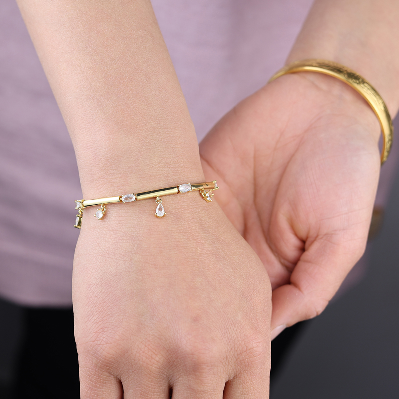 Latest Style Gold Color Geometric White CZ Drop Charm Bracelet Bar Bamboo Link Chain for Women Trendy Fashion Jewelry Gift