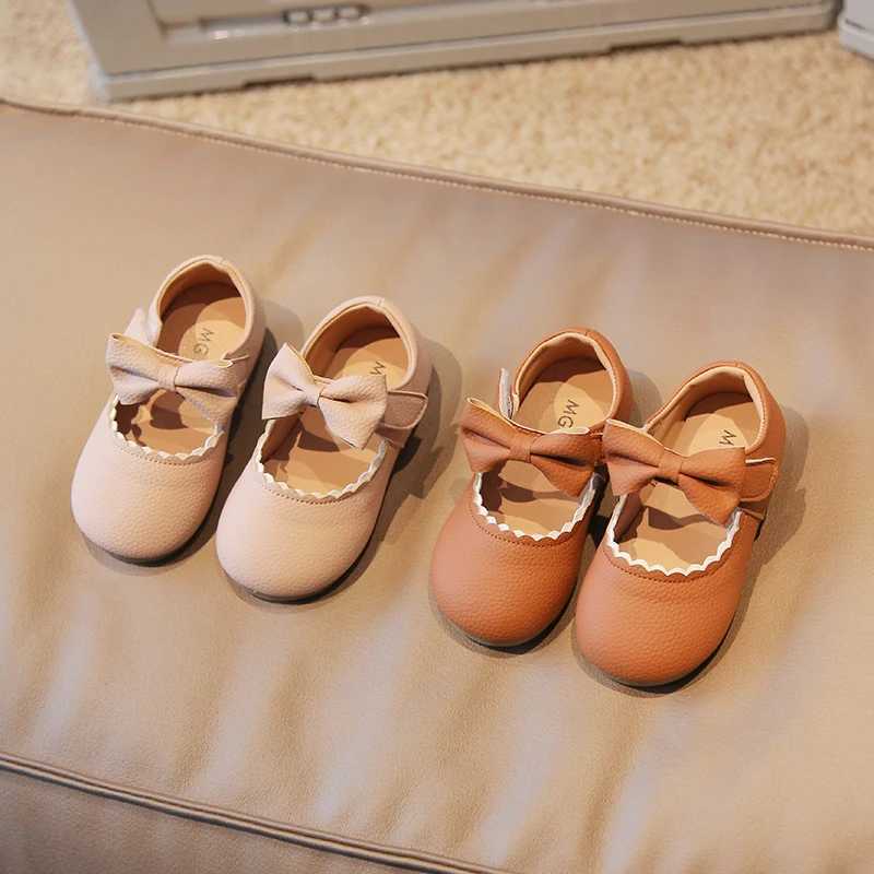 Baby Girls Princess Shoes Soft Leather Bowknot Cute Children Autumn Shoes 21-30 Toddler Light Comfy Solid Color Kids Flat Shoes X2502201