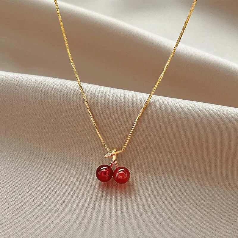 Little Wine Red Cherry Pendant Necklaces For Women Fashion Personality Fruit Golden Chain Necklace Party Jewelry Birtay GiftsXJ250219