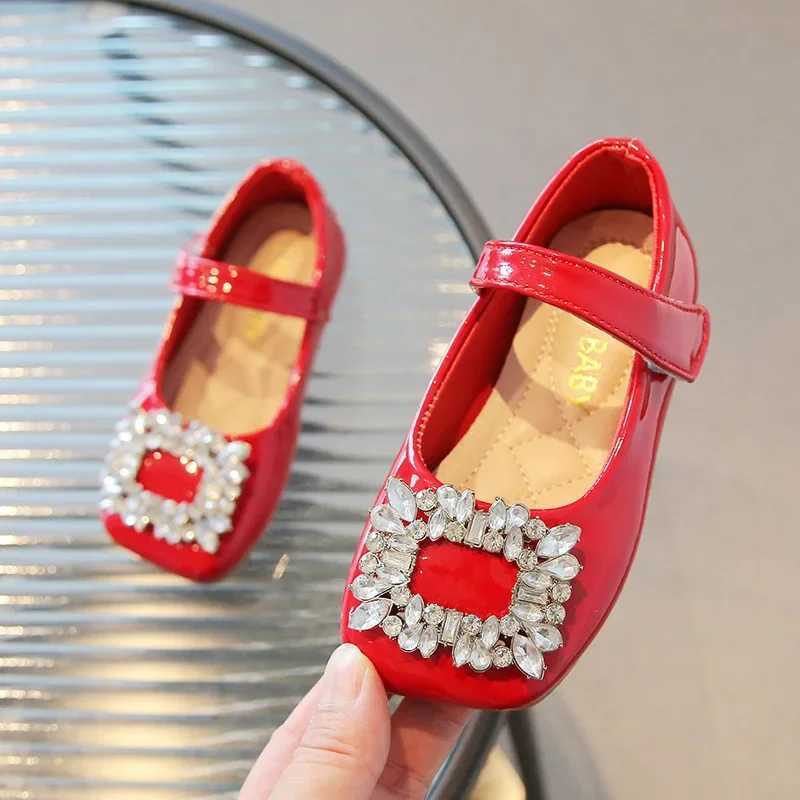 Princess Shoes for Girls Mary Janes Spring Luxury Diamante Patent Leather Shoes Wedding Childrens Princess Shoes X250220