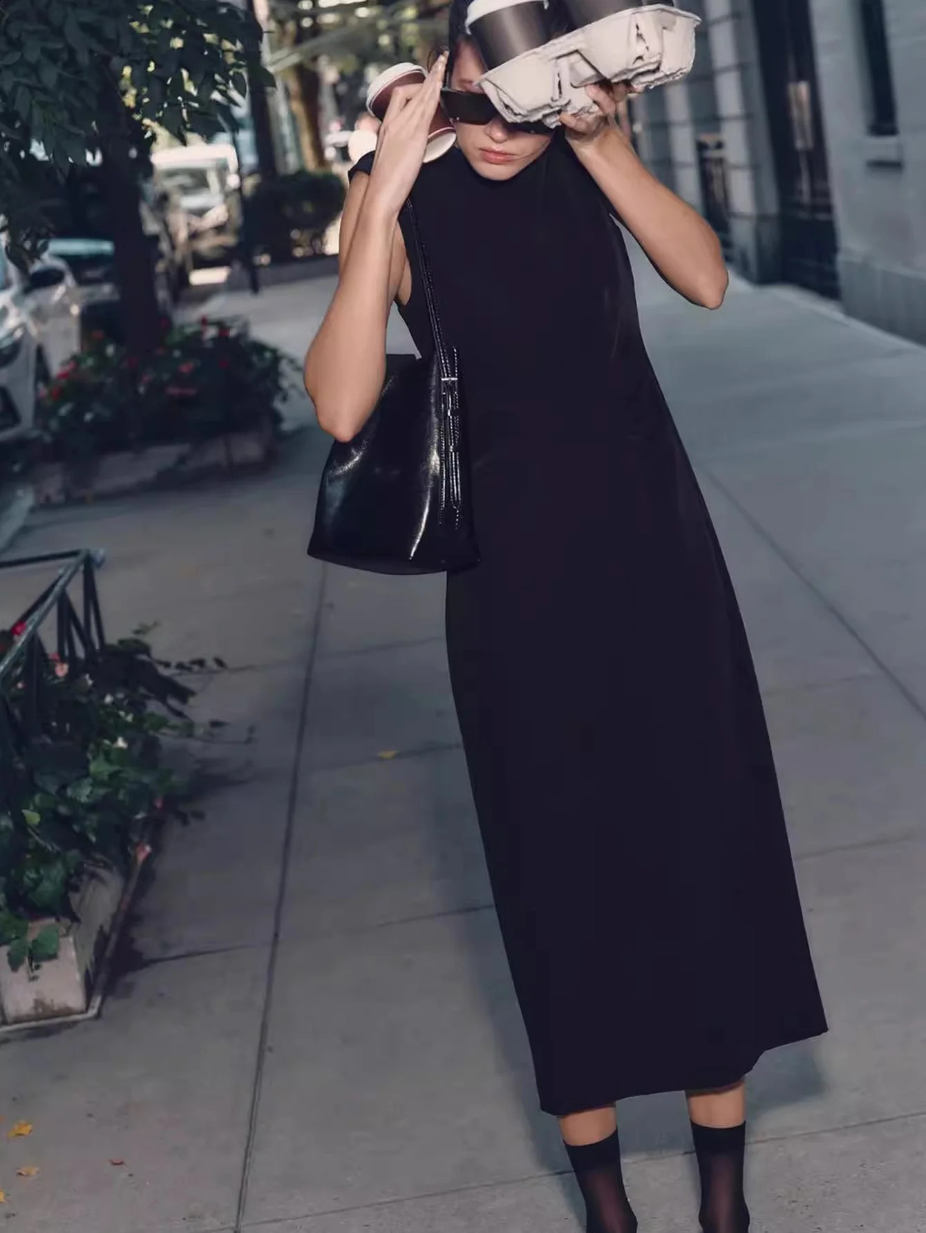 Fashionable and Simple Womens Bag Black Double Strap Single Shoulder Atmospheric Handheld Crossbody Bucket 250218
