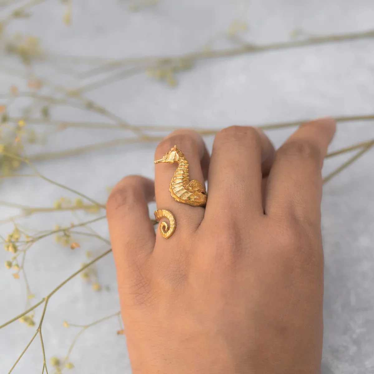 Stainless Steel Gold Color Seahorse Rings for Wen Men Minimalist Metal Adjustable Open Rings Waterproof Stylish Jewelry Femme X250220