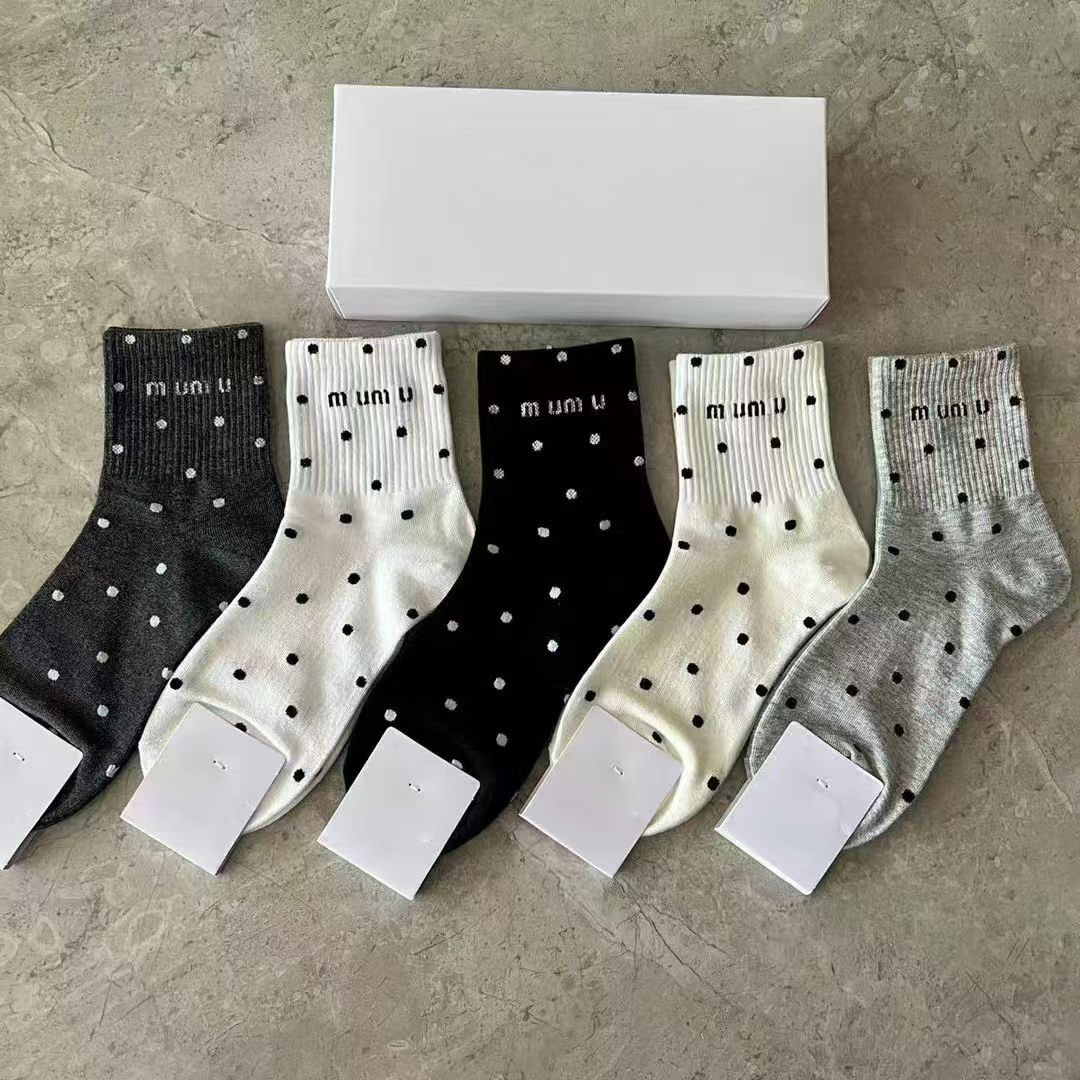 Womens Socks designer Luxury designer Mens Womens Socks Five Pair Sports Winter Mesh Letter Printed Sock Embroidery Cotton Man Woman