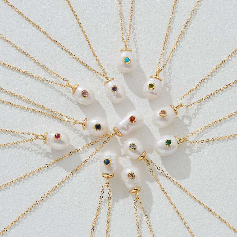 Minimalist and niche design, pearl pendant birthstone, December birthstone necklace, copper