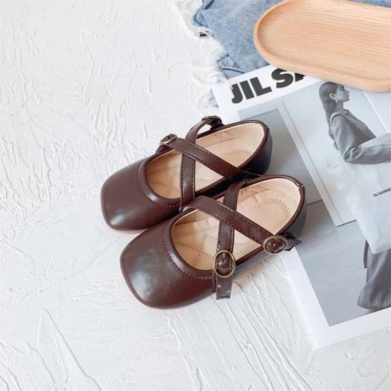 2024 New Girl Princess Flats Children Sweet Retro Shoes Casual Soft Sole Leather Shoes Spring Summer Waterproof Non-slip Flat X250220