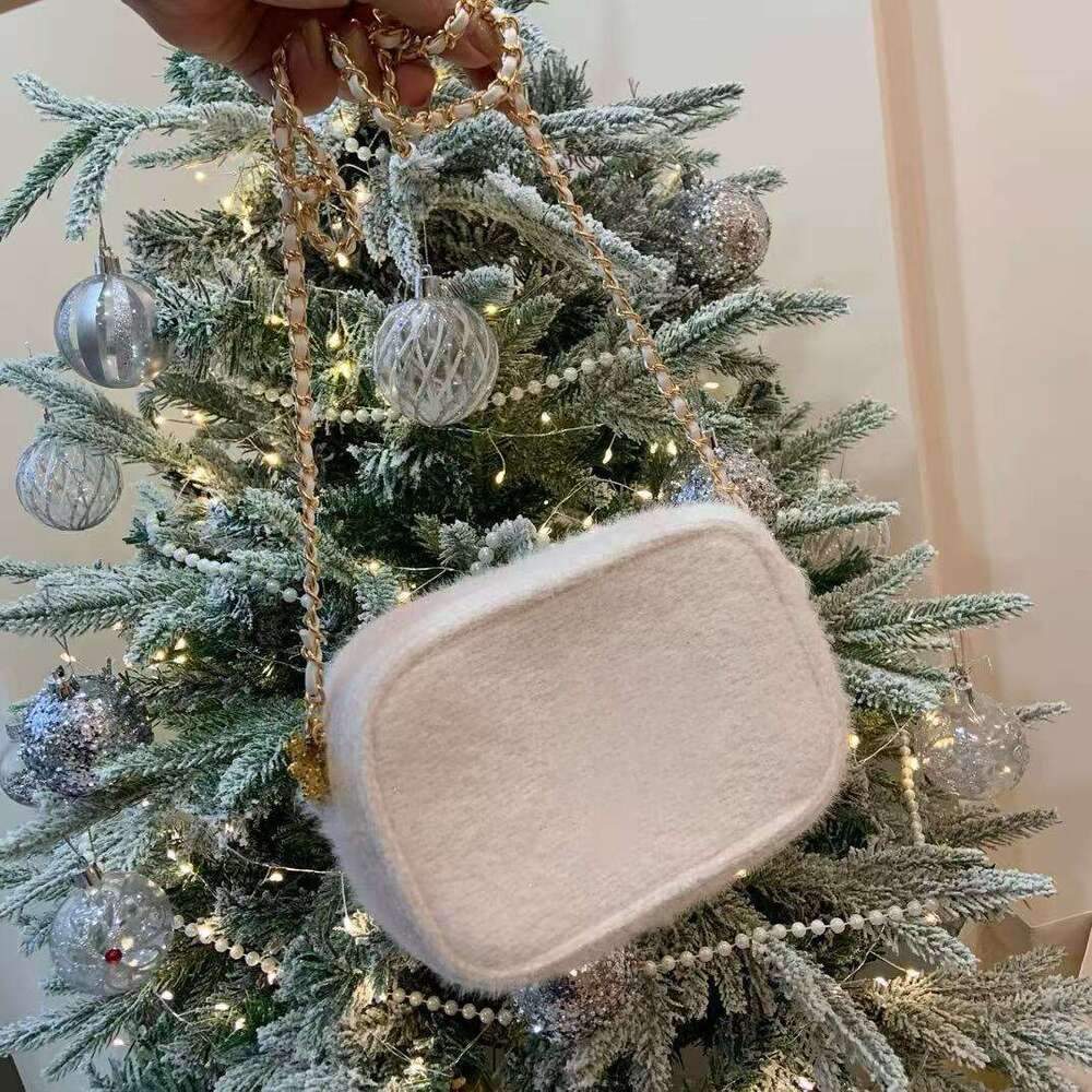 Christmas Plush Gift Makeup Bag With Chain Cross Shoulder Bags