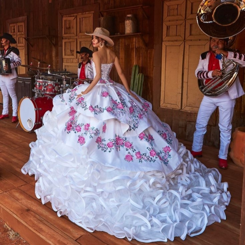 2025 Floral Embroidery Luxurious Quinceanera Dress With Detachable Skirt 2 In 1 Strapless Ball Gown Sweet 16 Dresses Tiered Charro Mexican Birthday Pa