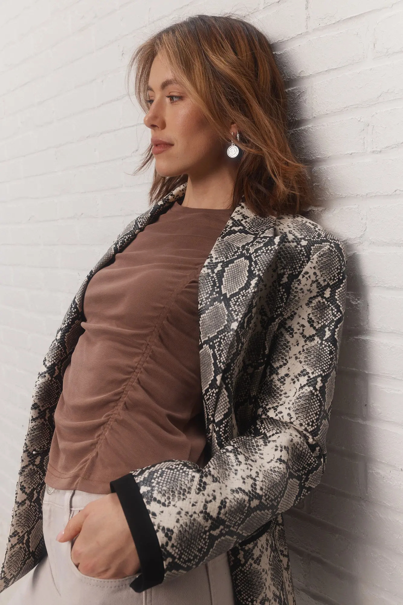Stylish Fitted Small Sleeves Pleated Brown T-shirt