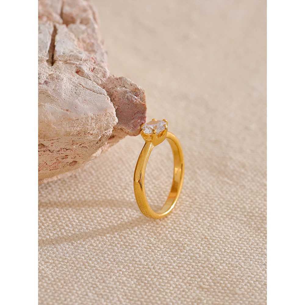 Yellow AAA Cubic Zirconia Classic Ring High Quality 18k Gold Color Stainless Steel Fashion Charm Jewelry X250220