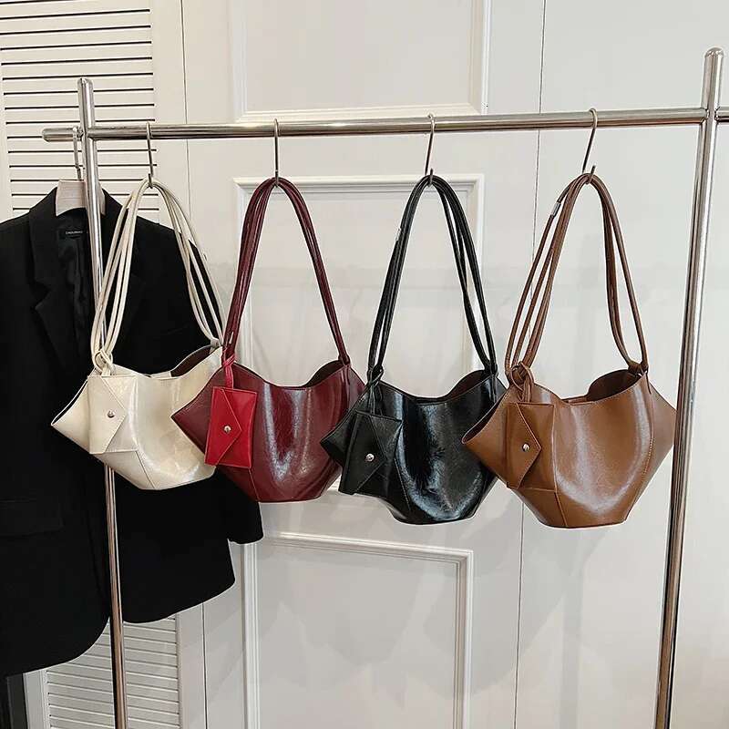 LEFTSIDE 2 Pcs/Set Leather Tote Bags Lady Winter Underarm Shoulder Bag For Women 2024 New Fashion Trend Y2k Handbags And Purses