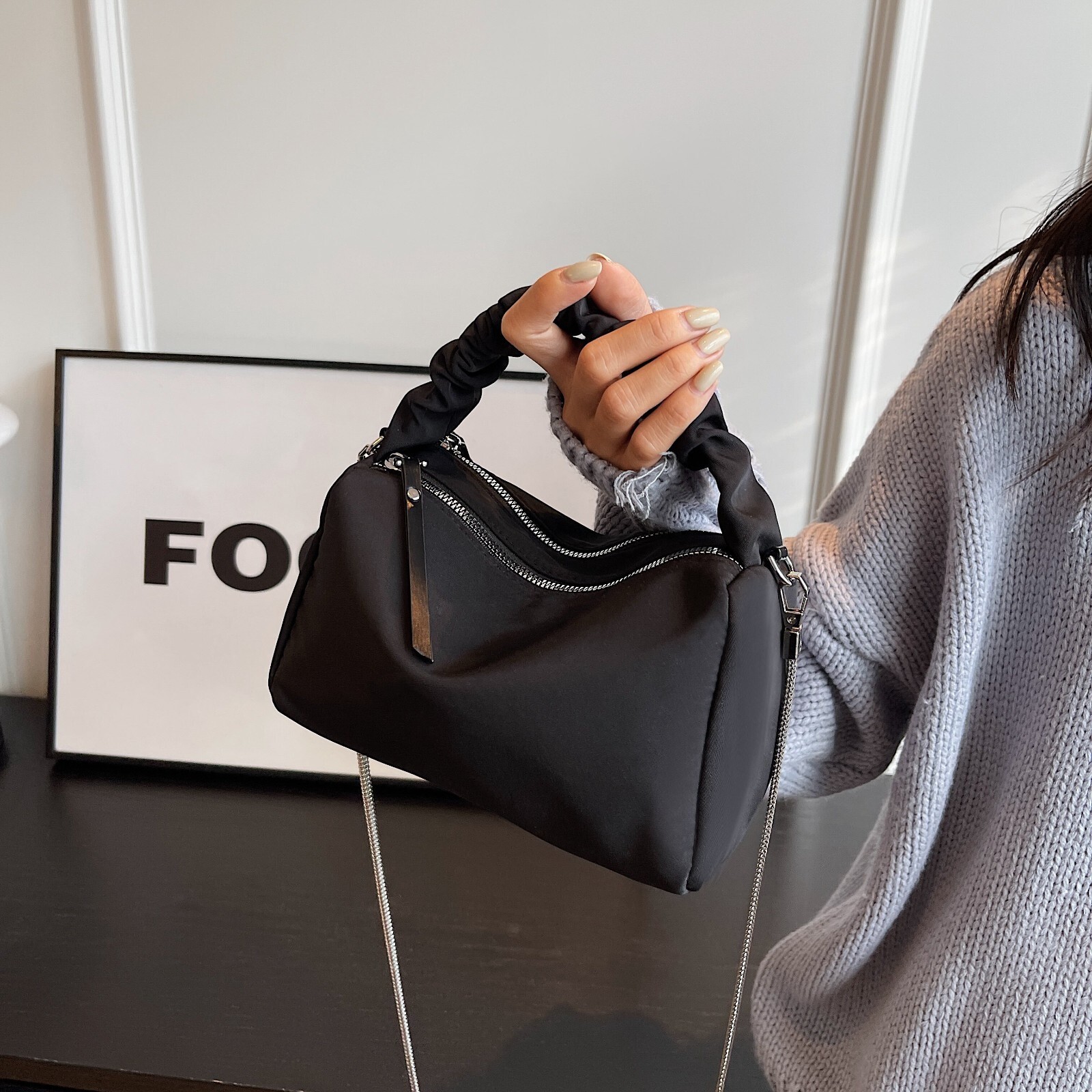 2025 New Network Nylon Fashion Versatile Chain Crossbody Mobile Phone Bag Women's Single Shoulder Handbag #swissmilitary