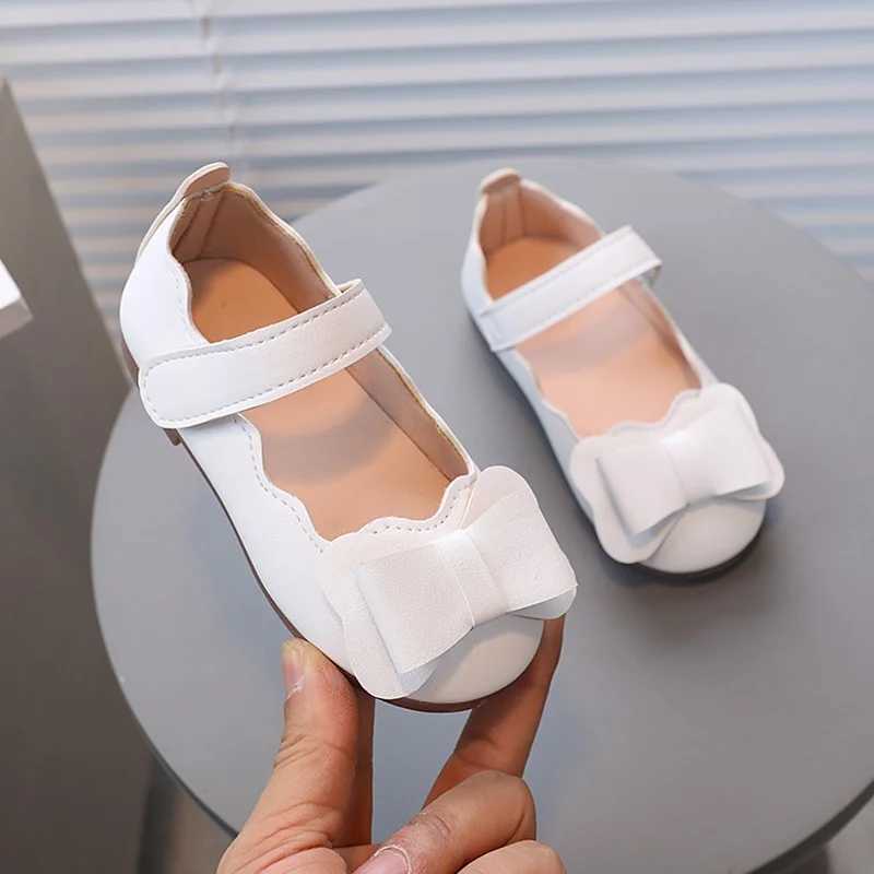 High quality princess shoes spring and autumn black and white leather shoes soft sole anti slip butterfly bow cute childrens flat shoes X250220