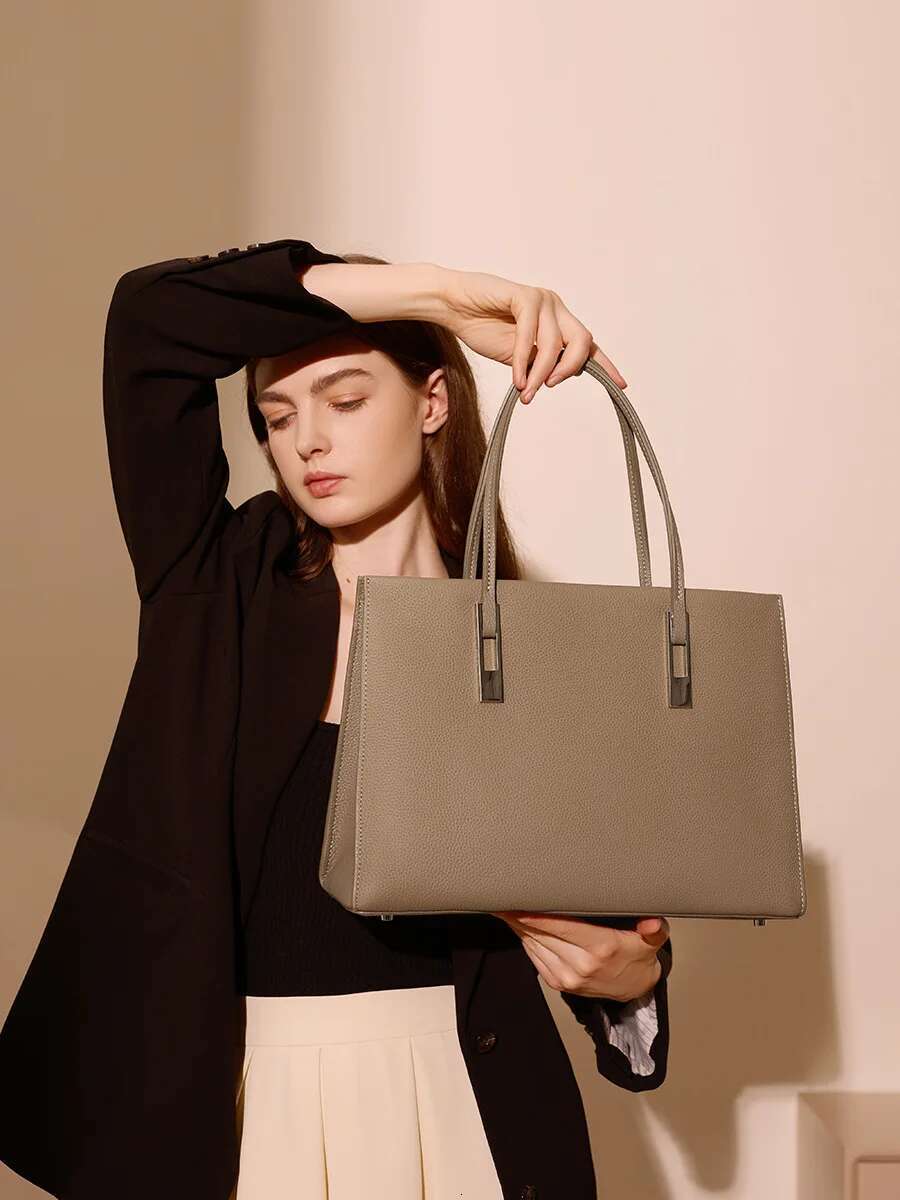 Genuine Leather Bag Trend New Large Capacity Top Layer Cowhide Women's Handbag Shoulder Crossbody Styg Business Bag