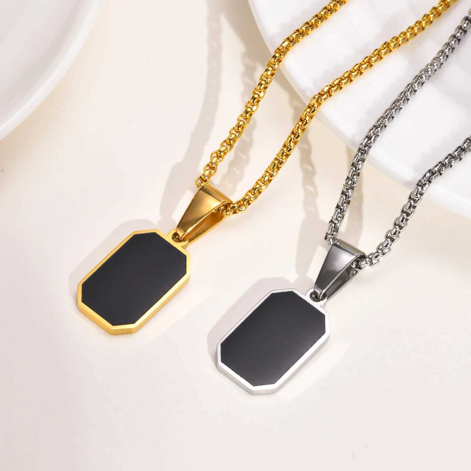 Stylish Mens Geometric Square NecklacesBlack Enamel Rectangle Pendant with Rope Box Chain CollarTren Jewelry GiftsXJ250219